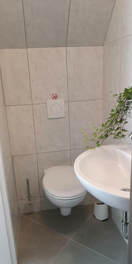 Apartamento Sleepcentral Düsseldorf Exterior foto