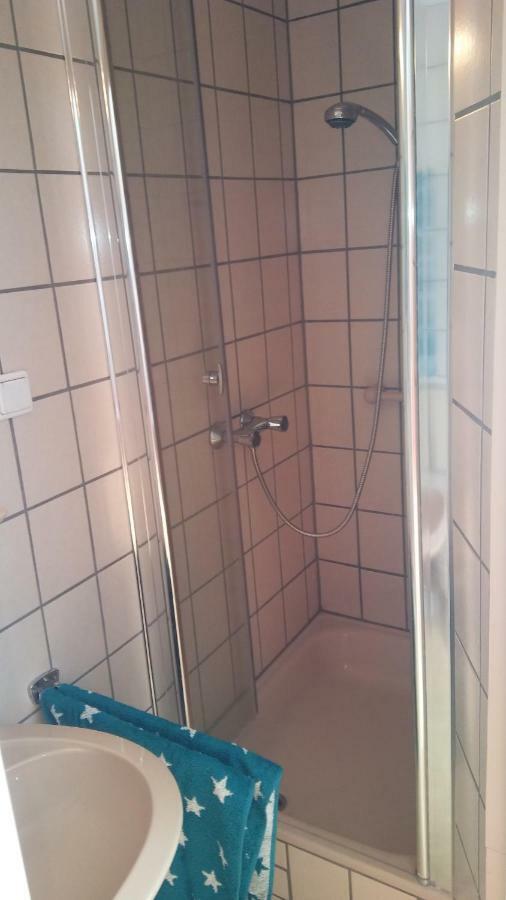 Apartamento Sleepcentral Düsseldorf Exterior foto